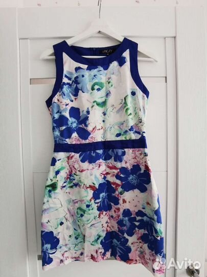 Платье летнее женское 42 44