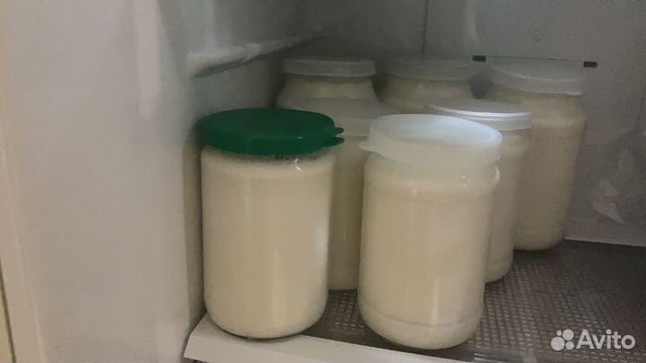 Молоко домашнее, сыр, творог, сметана