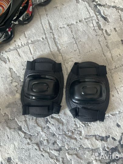 Ролики детские раздвижные + наколенники и шлем