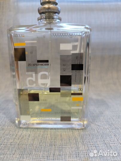 Escentric molecules 05