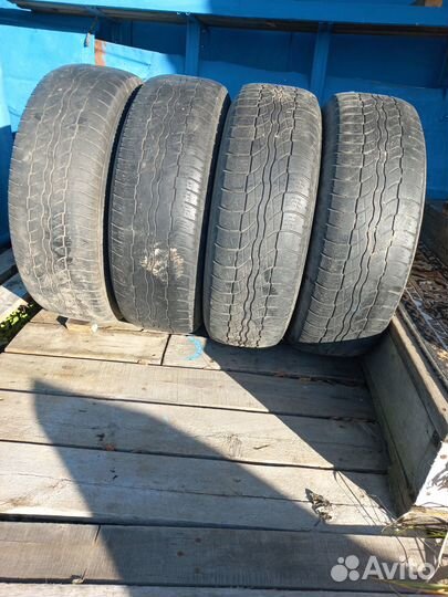 Продам комплект колес,на дисках