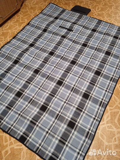 Плед с водонепроницаемой основой 170*130 см