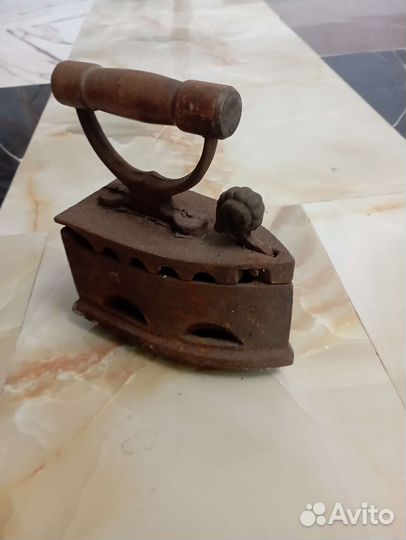 Старый утюг