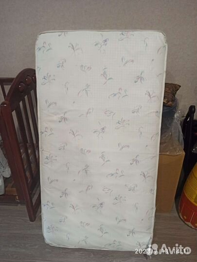 Матрас детский Simmons американский