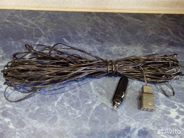 Шнур с разъёмом и кнопкой в корпусе СССР