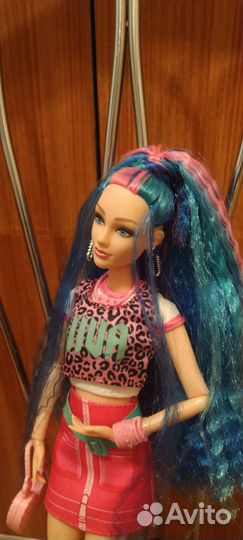 Кукла Люси, Барби