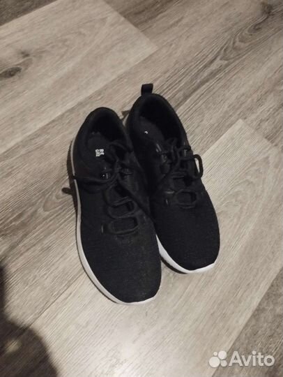 Кросовки новые