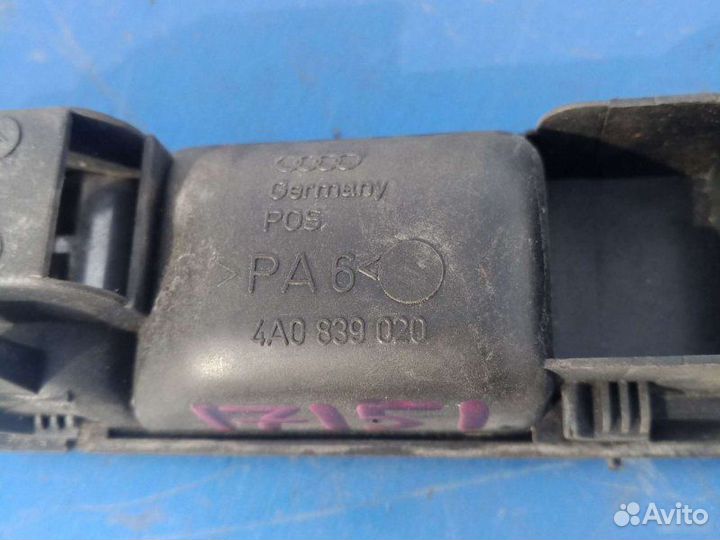 Ручка двери задняя правая Audi 100 С4