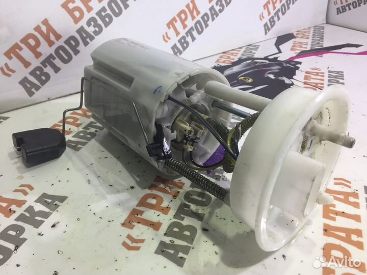 Шкода Рапид Колба бака в сборе