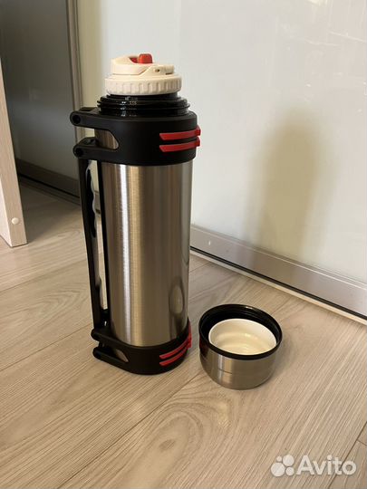 Термос металлический 2.5л новый