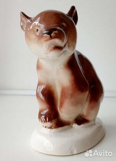 Статуэтка Бурый медвежонок. лфз.Фарфор СССР