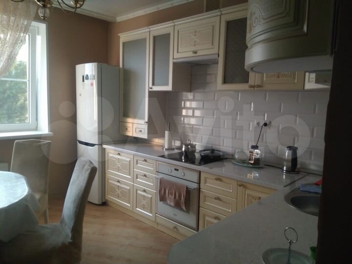 2-к. квартира, 63 м², 4/9 эт.