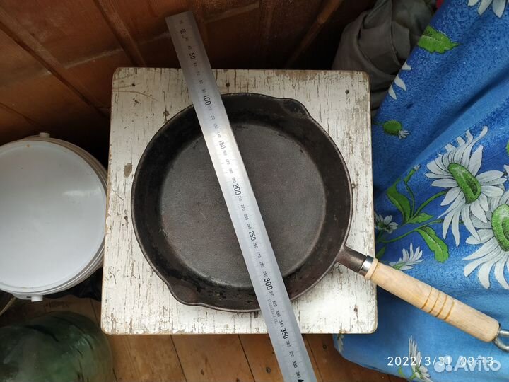 Чугунная сковорода СССР