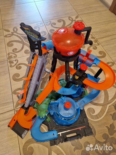 Hot wheels трек автомойка