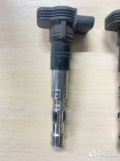 Катушка зажигания Volkswagen Touareg 7LA AXQ 4.2