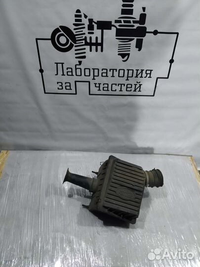 Корпус воздушного фильтра Land Rover Discovery 1