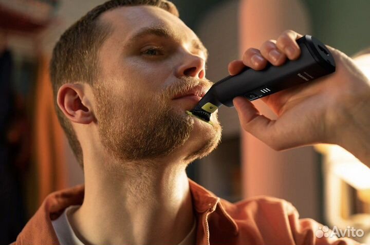 Триммер Philips OneBlade Pro Лицо + Тело