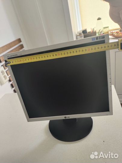 Монитор LG