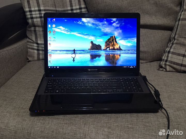 Большой экран 17.3