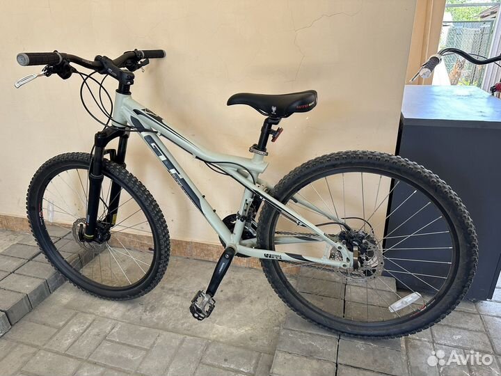 Горный Велосипед GT Avalache 2.0