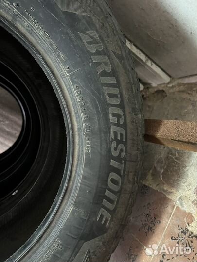 Bridgestone Blizzak DM-V2 285/60 R18