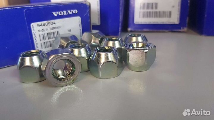 Гайка колёсная Volvo 740 760 940 960 S90 V90