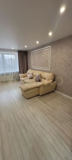 2-к. квартира, 62 м², 2/10 эт.