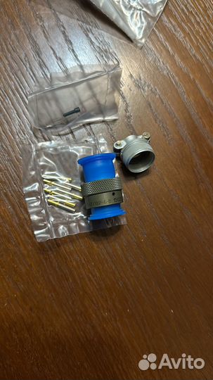 Прием разъемов прием радиодеталей