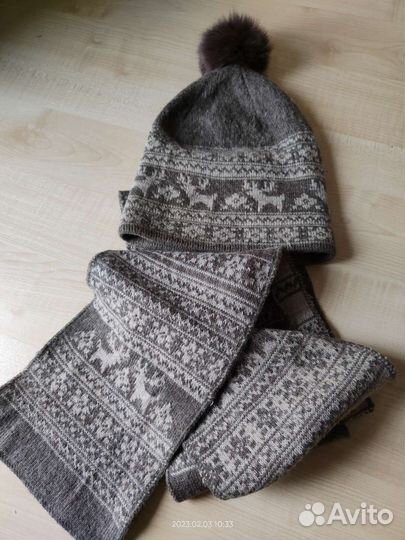 Комплект шапка и шарф шерсть
