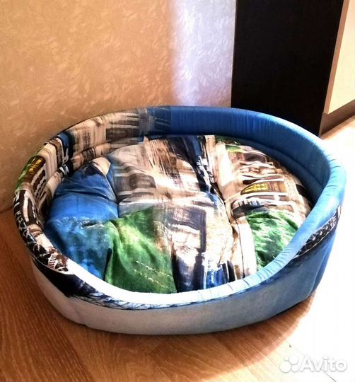 Лежанка для собак и кошек, 65х55см