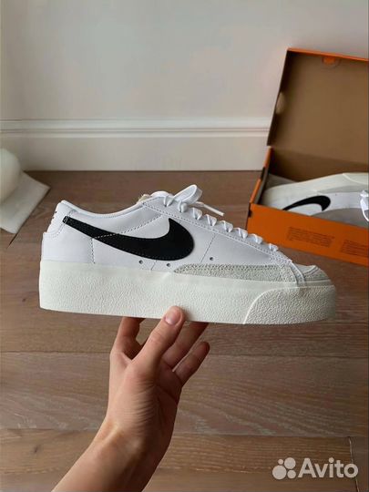 Nike Blazer Low Platform White Black