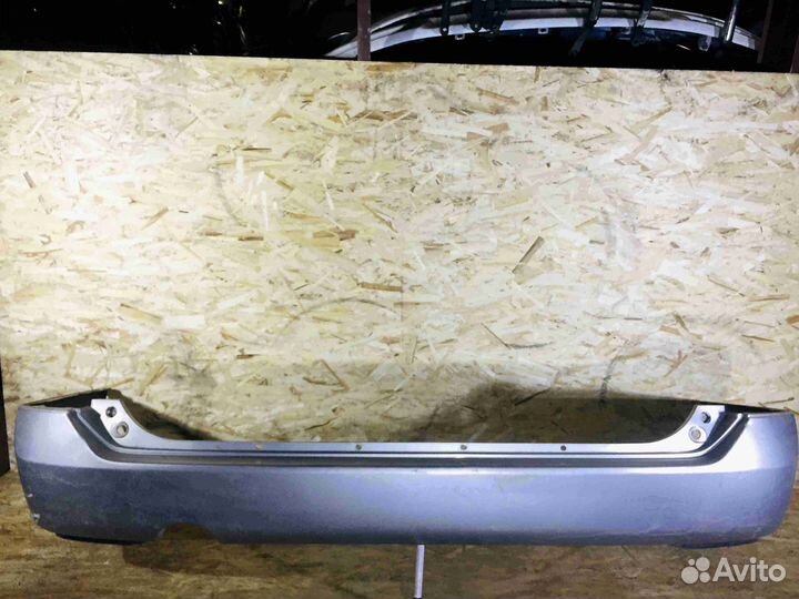 Бампер задний Дорест Nissan Elgrand E51 Серебродеф