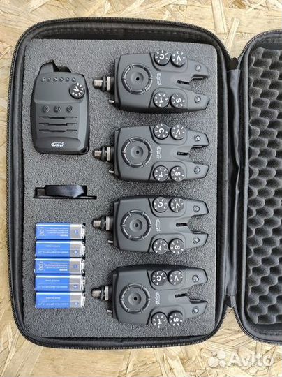 Сигнализаторы поклевки с пейджером 4+1