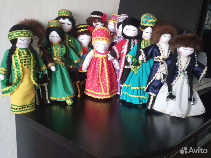 Куклы в национальных костюмах ручной работы