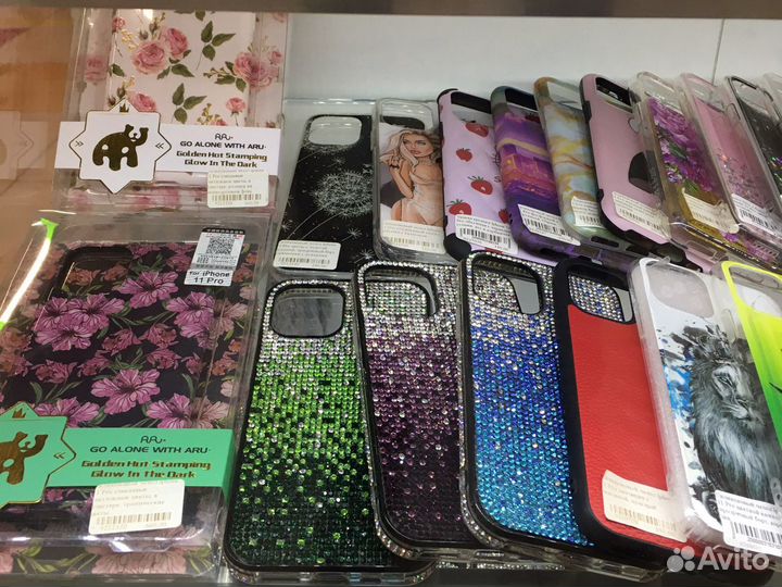 Чехлы на iPhone 11 Pro