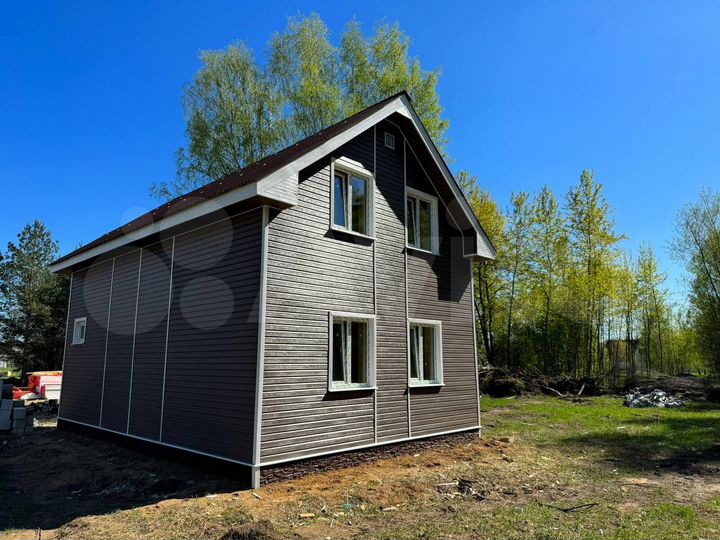 Дом 108 м² на участке 5 сот.