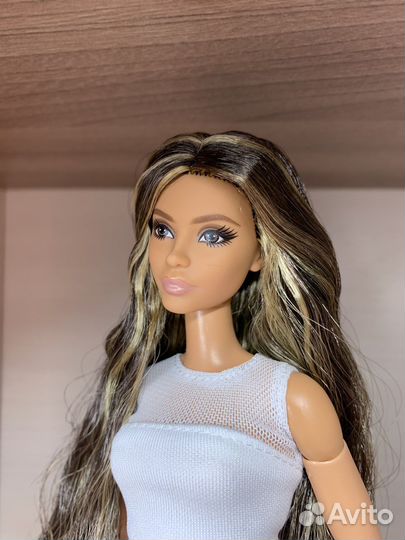 Кукла Лина Барби Лукс (Lina Barbie Looks)