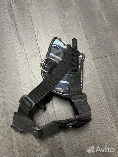 Шлейка для собаки