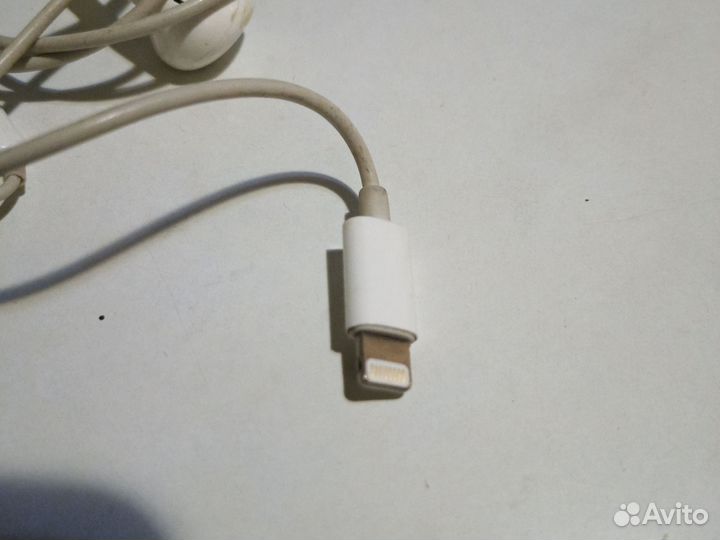 Гарнитура проводная apple