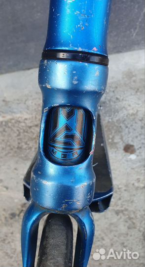 Трюковой самокат MGP