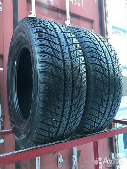 Nokian Tyres WR SUV 3 265/65 R17