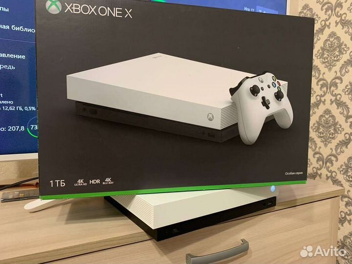 Xbox one x 1TB white