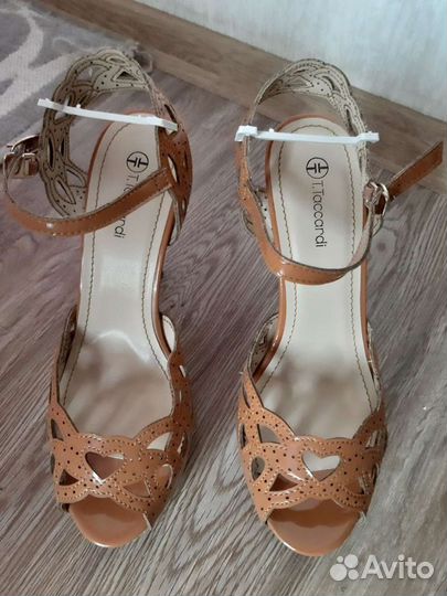 Босоножки женские 40 размер