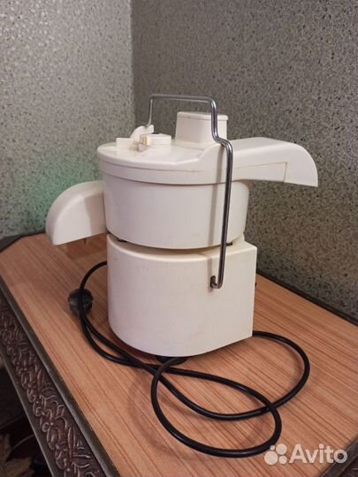 Электросоковыжималка СССР