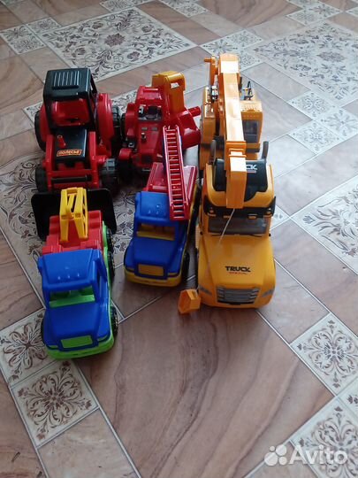 Детские игрушки машины бу