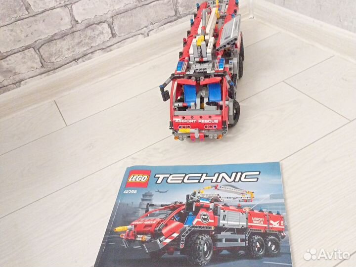 Lego Technic номер42068