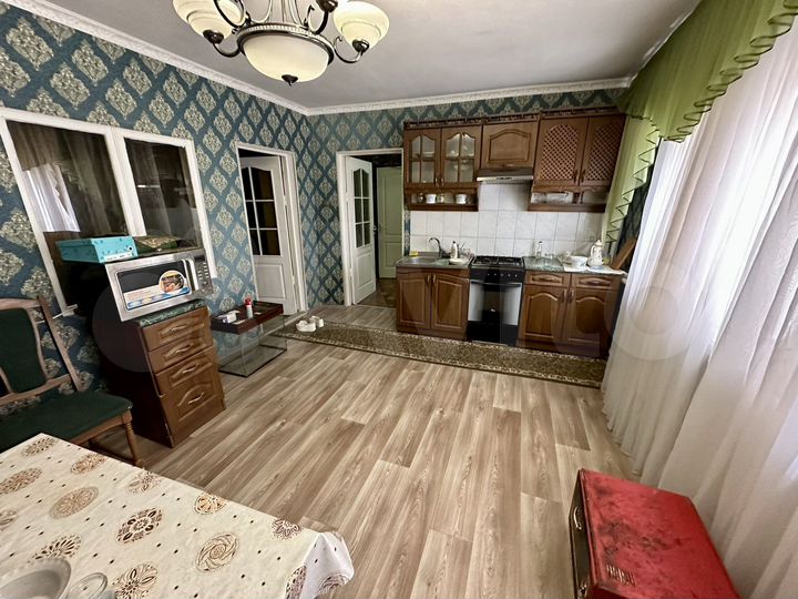 Дом 64 м² на участке 1 сот.