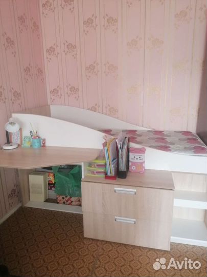Кровать