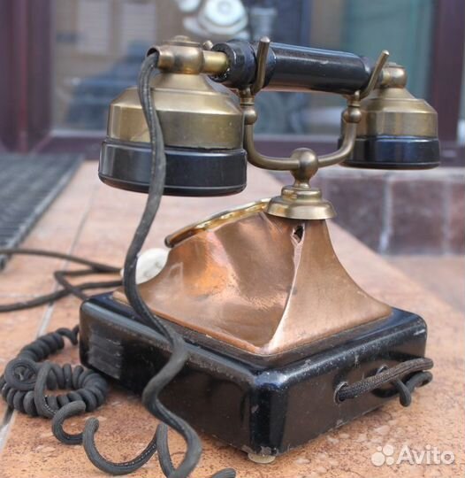 Антикварный телефонный аппарат (телефон )