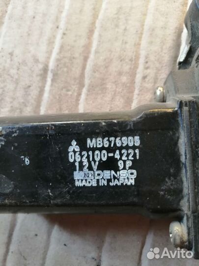 Стеклоподъемник mitsubishi